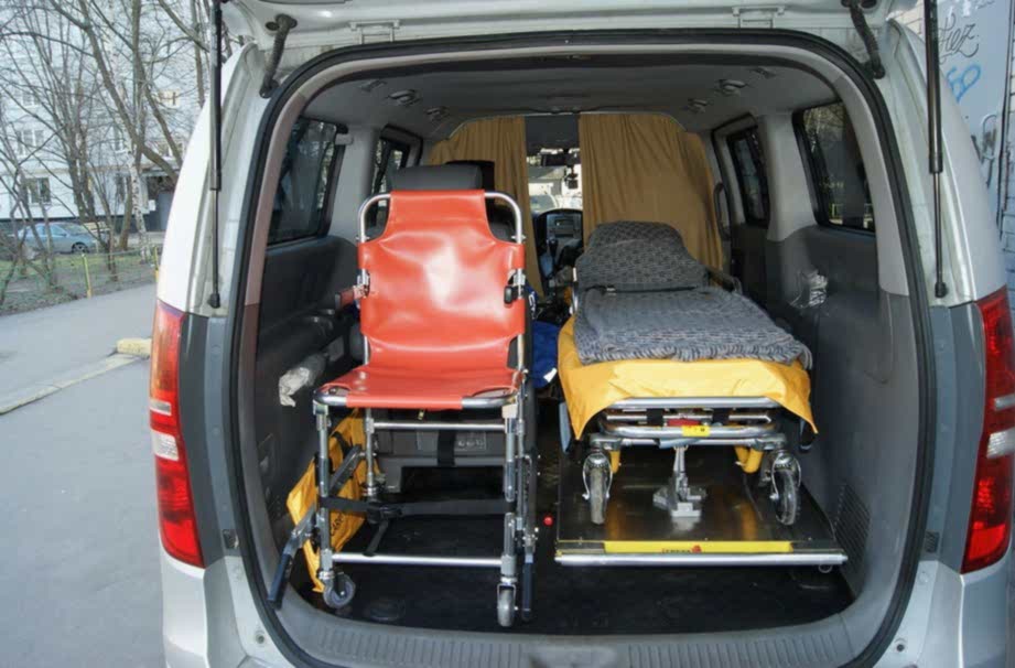 перевозка больных и инвалидов