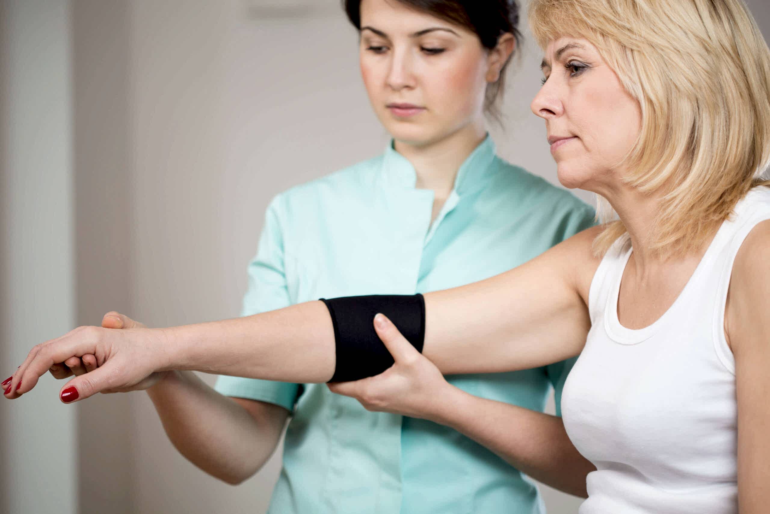 реабилитация при переломе локтевого сустава